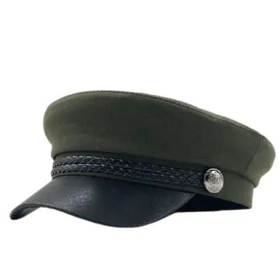 Зелена барета